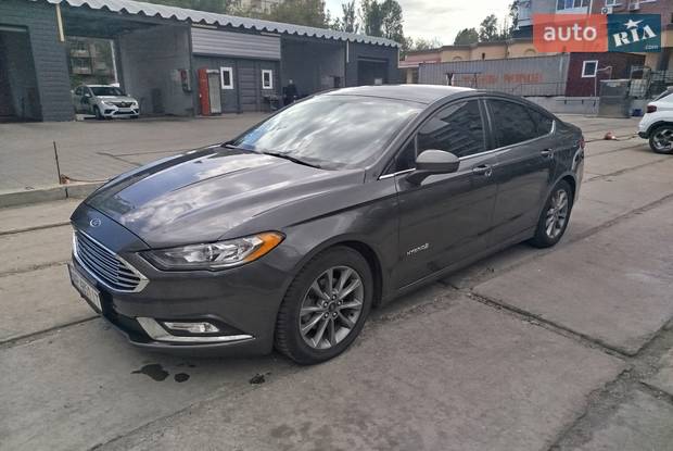 Ford Fusion 2016