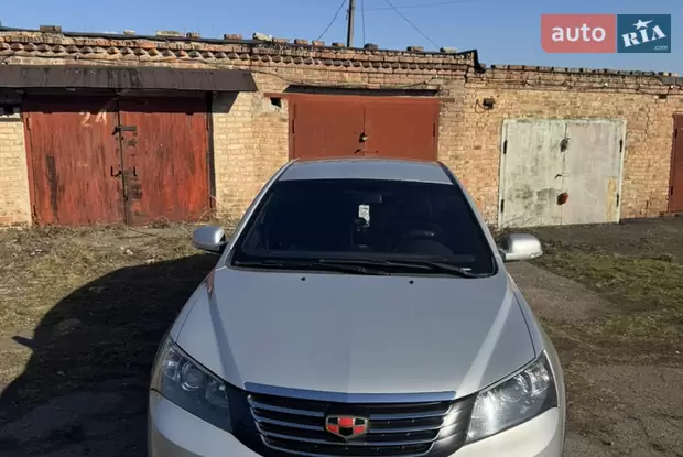 Geely Emgrand 7 (EC7) 2013