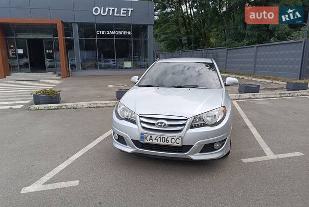 Hyundai Avante 2009