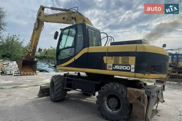 JCB JS 200 2006