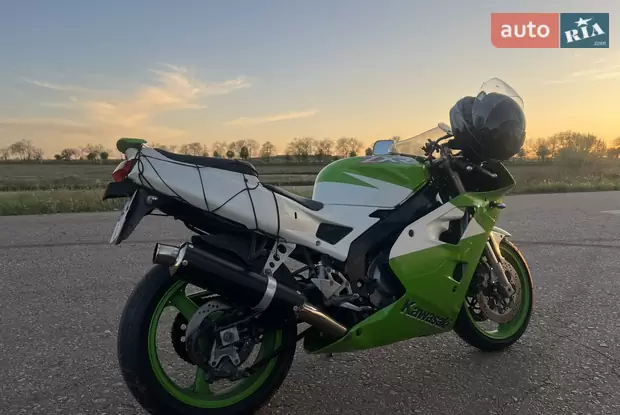 AUTO.RIA – Продаж Кавасакі Зх бу: купити Kawasaki ZX в Україні