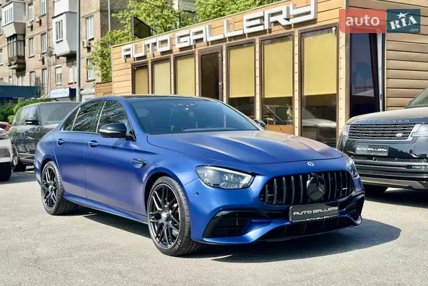 Mercedes-Benz E-Class 2021