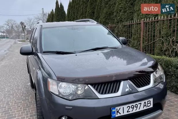 Mitsubishi Outlander XL 2008