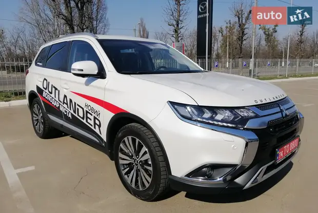 Авто Митсубиши в Украине в две тыщи девятнадцать году