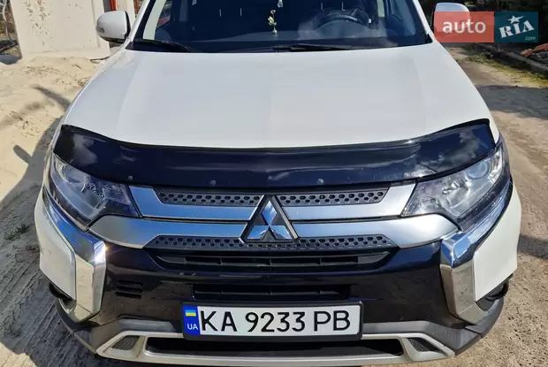 Mitsubishi Outlander 2019