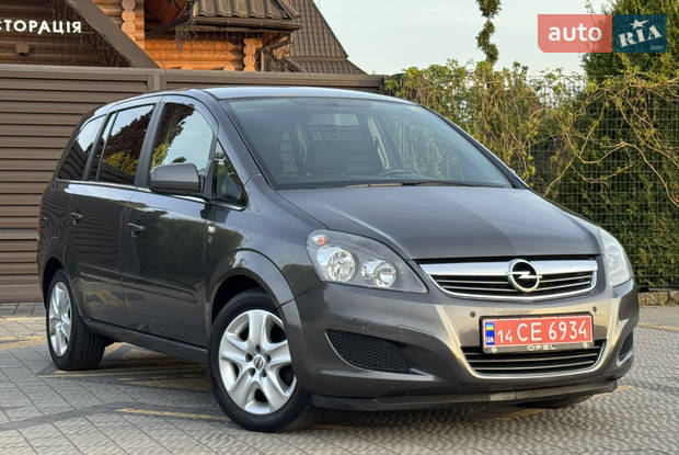 Opel Zafira 2010