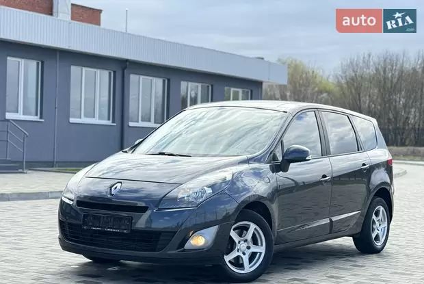 Renault Grand Scenic 2011