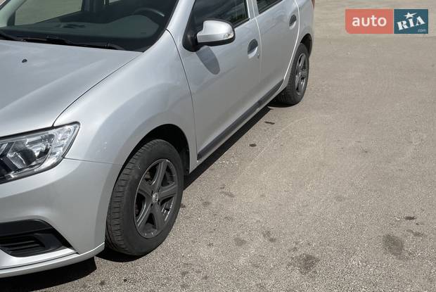Renault Logan 2018