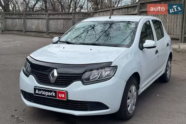 Renault Sandero 2016