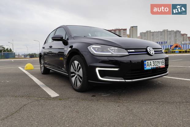 Volkswagen e-Golf 2017