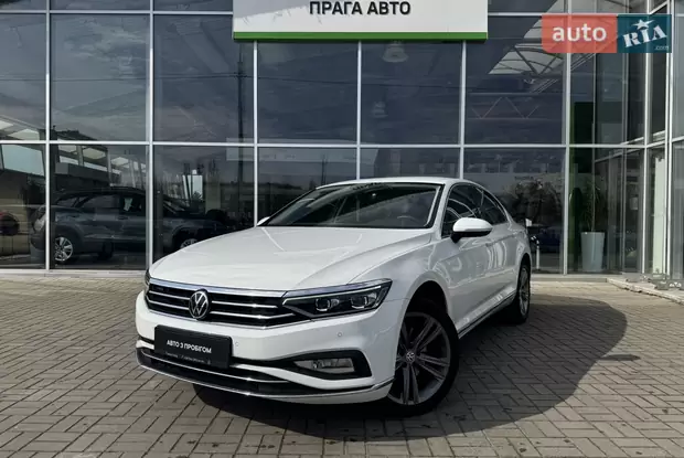 Volkswagen Passat 2021