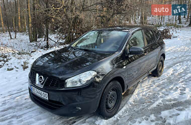 Nissan Qashqai+2 2012