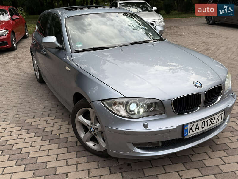 Хэтчбек BMW 1 Series 2010 в Киеве