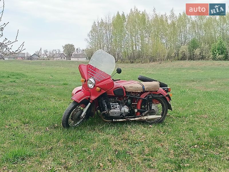Мотоцикл з коляскою Дніпро (КМЗ) 10-36 1977 в Хорошеві