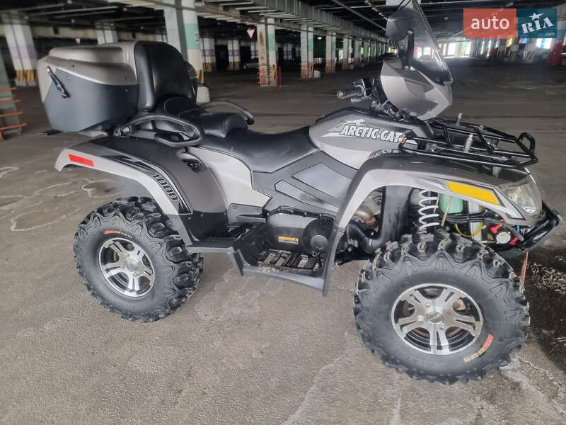 Квадроцикл утилитарный Arctic cat 1000 XTZ 2012 в Киеве Квадроцикл утилитарный Arctic cat 1000 XTZ 2012 в Киеве