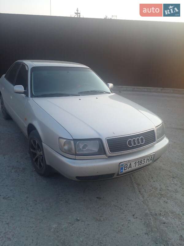 Седан Audi 100 1994 в Новоукраинке Седан Audi 100 1994 в Новоукраинке