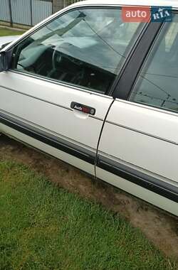 Седан Audi 100 1990 в Чернівцях