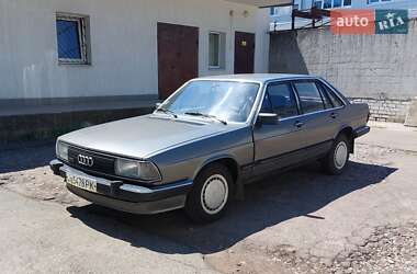 Седан Audi 100 1982 в Черкасах