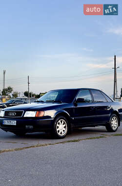 Седан Audi 100 1994 в Кременчуці