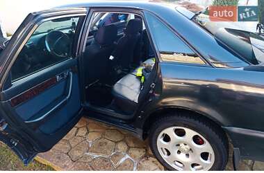 Седан Audi 100 1994 в Тлумаче