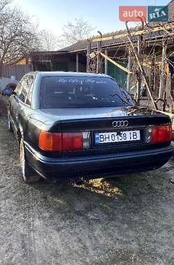 Седан Audi 100 1994 в Измаиле