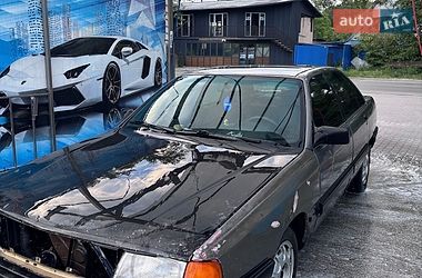 Седан Audi 100 1988 в Черновцах