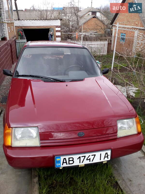 Лифтбек ЗАЗ 1103 Славута 2003 в Теплике Лифтбек ЗАЗ 1103 Славута 2003 в Теплике