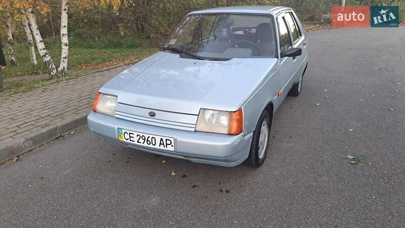Лифтбек ЗАЗ 1103 Славута 2004 в Черновцах