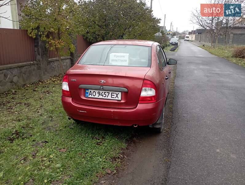 Седан ВАЗ / Lada 1118 Калина 2006 в Ужгороде