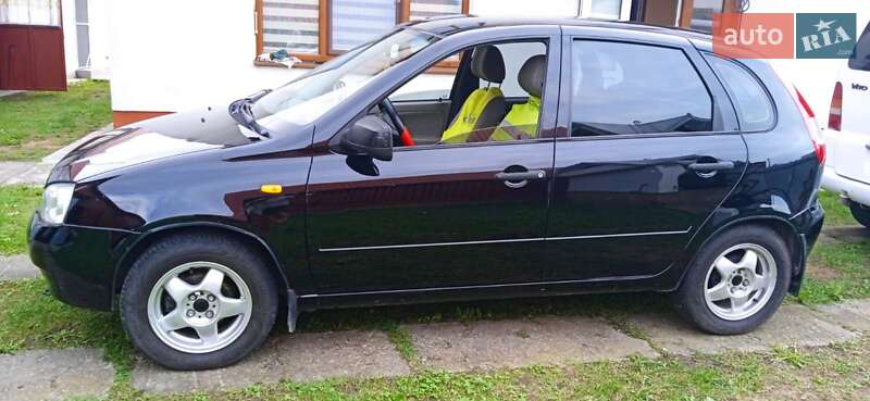 Хэтчбек ВАЗ / Lada 1119 Калина 2011 в Ужгороде Хэтчбек ВАЗ / Lada 1119 Калина 2011 в Ужгороде