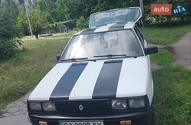 Хэтчбек Renault 11 1985 в Кременчуге