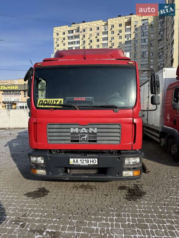 Грузовой фургон MAN 12.180 2008 в Киеве Грузовой фургон MAN 12.180 2008 в Киеве