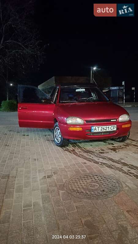 Седан Mazda 121 1993 в Могилев-Подольске