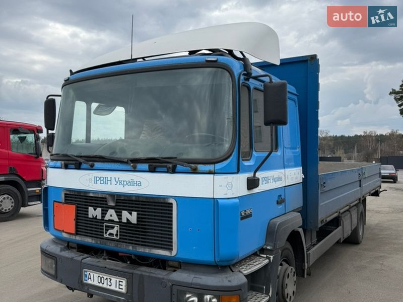 Борт MAN 12 1999 в Броварах Борт MAN 12 1999 в Броварах