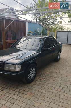 Седан Mercedes-Benz 190 1984 в Одессе