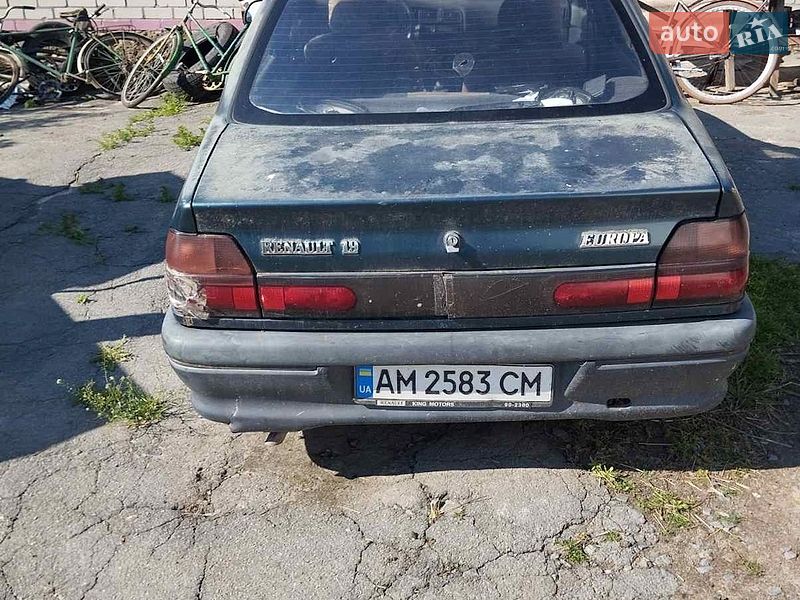 Седан Renault 19 1998 в Житомире