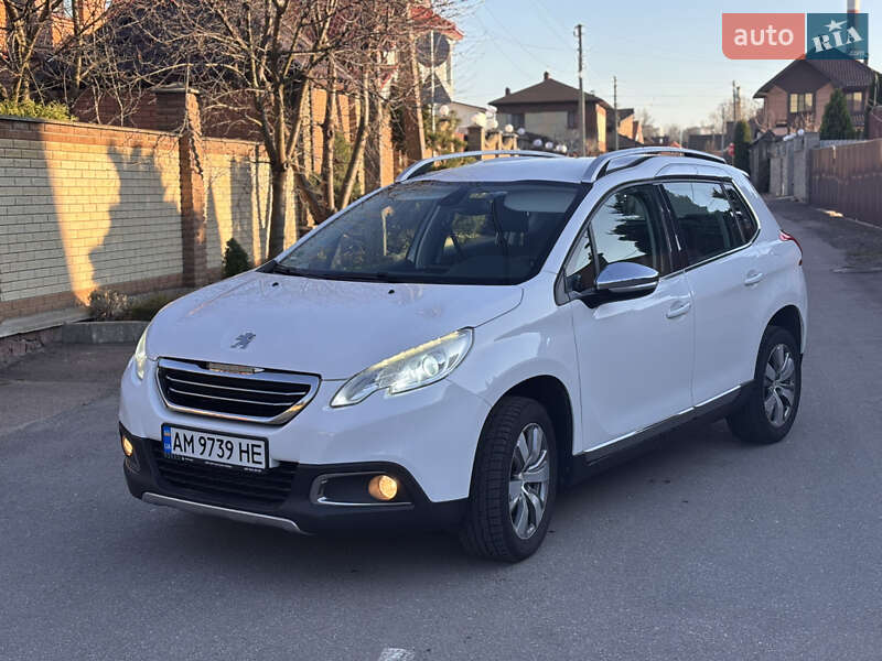 Внедорожник / Кроссовер Peugeot 2008 2015 в Житомире
