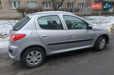 Хэтчбек Peugeot 206 plus 2011 в Ивано-Франковске
