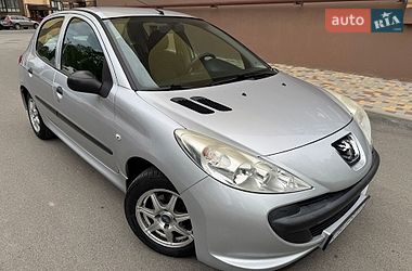 Хетчбек Peugeot 206+ 2009 в Чернігові Хетчбек Peugeot 206+ 2009 в Чернігові