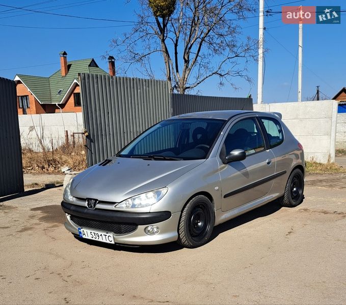 Седан Peugeot 206 2005 в Киеве Седан Peugeot 206 2005 в Киеве
