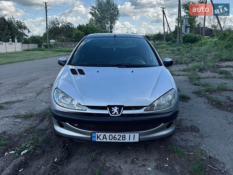 Седан Peugeot 206 2008 в Первомайске