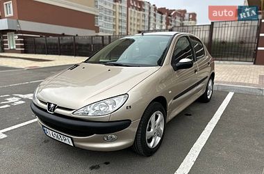 Хетчбек Peugeot 206 2007 в Умані