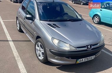 Хэтчбек Peugeot 206 2001 в Бердичеве