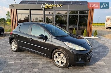 Хетчбек Peugeot 207 2010 в Коломиї