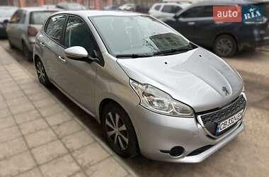 Хетчбек Peugeot 208 2013 в Чернігові