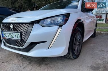 Хетчбек Peugeot 208 2022 в Львові Хетчбек Peugeot 208 2022 в Львові