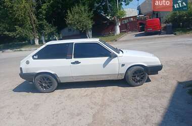 Хэтчбек ВАЗ / Lada 2108 1995 в Чемеровцах