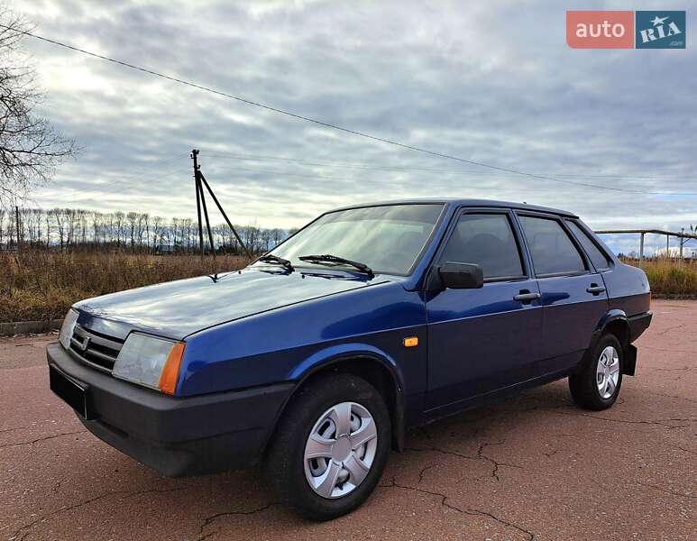 Седан ВАЗ / Lada 21099 2011 в Шостке