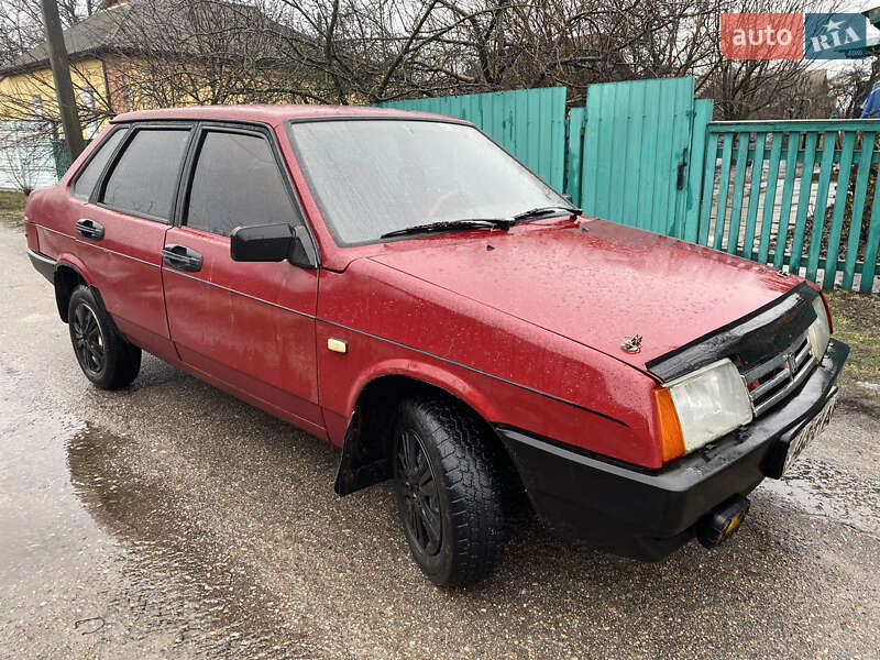 Седан ВАЗ / Lada 21099 2000 в Кобеляках