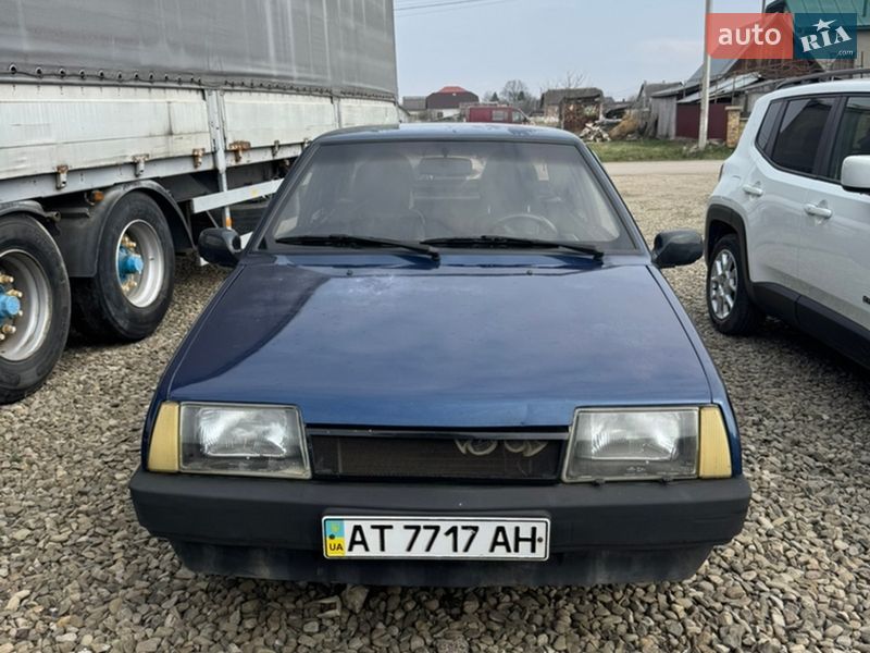 Седан ВАЗ / Lada 21099 2004 в Ивано-Франковске